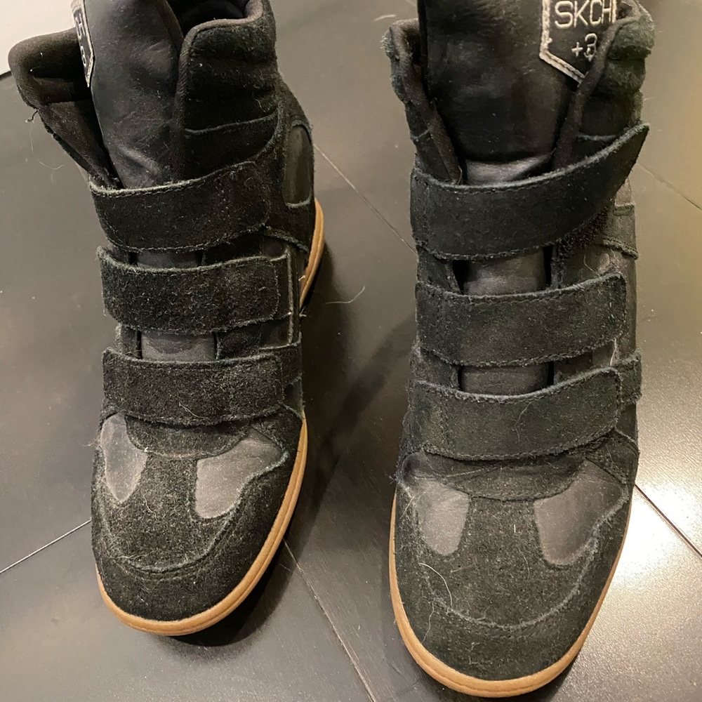 Skechers Shoes